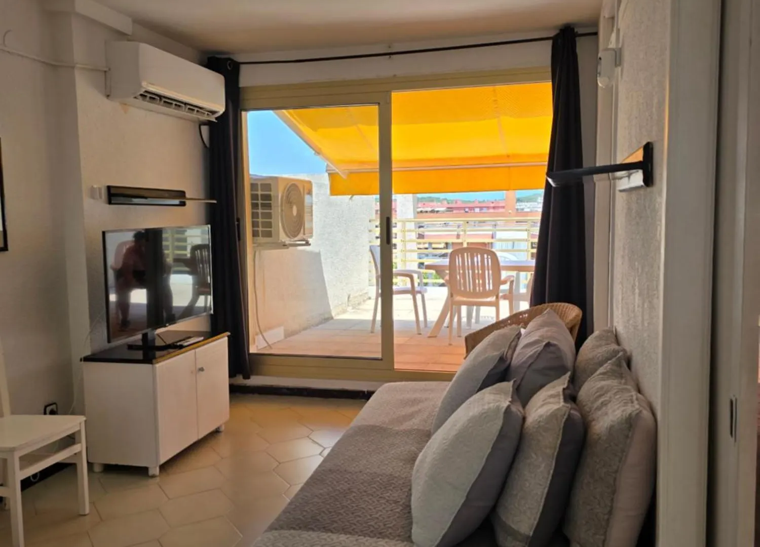 Apartments Novelty Salou